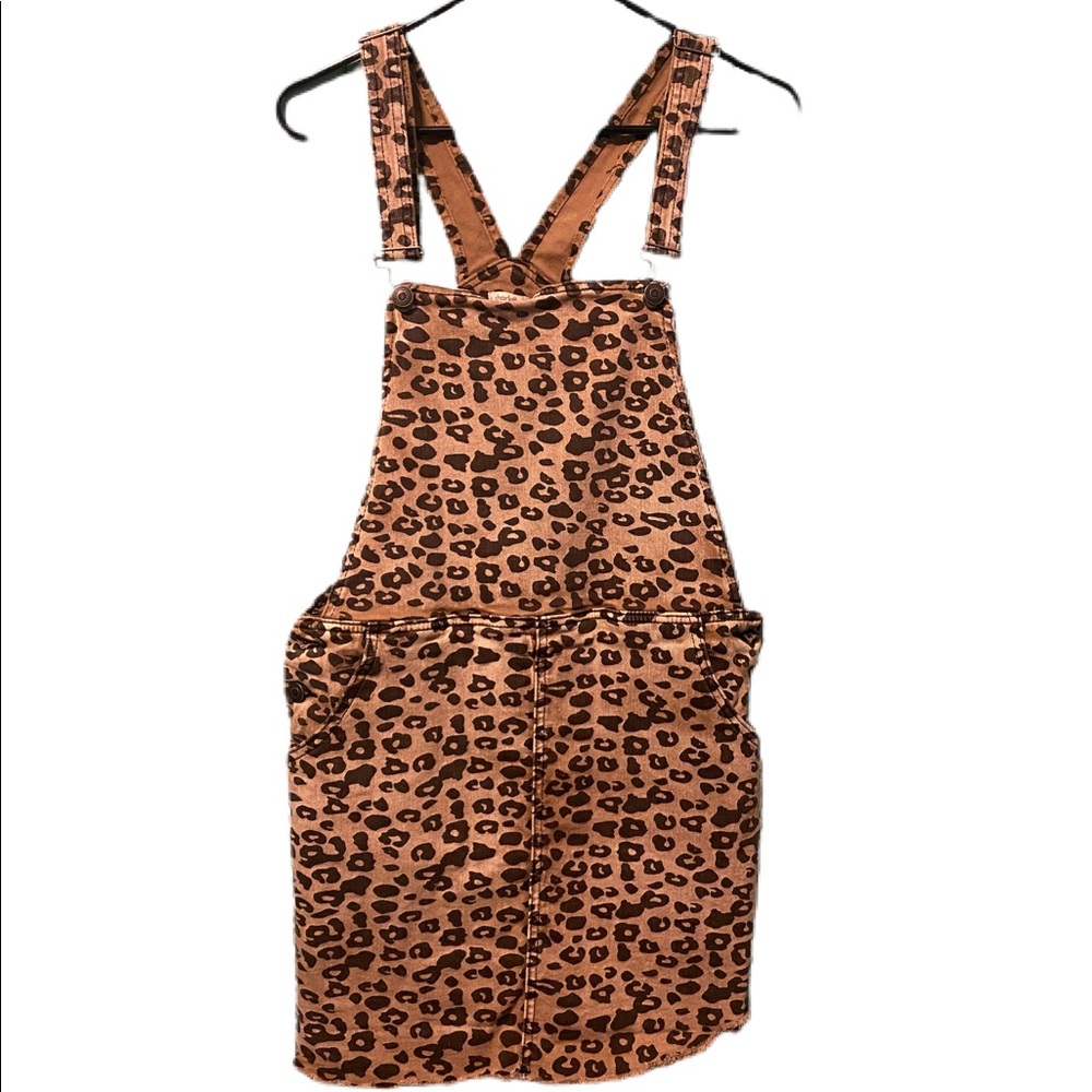 Charlotte Russe Leopard print overall skirt